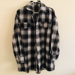 PrettyLittleThing Checked Oversized Shirt